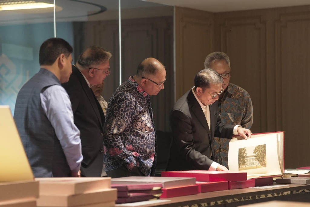 Menbud Bersama Tim Arkelogi ASI Kolaborasi Pemugaran Candi Prambanan, Perkuat Hubungan India - Indonesia