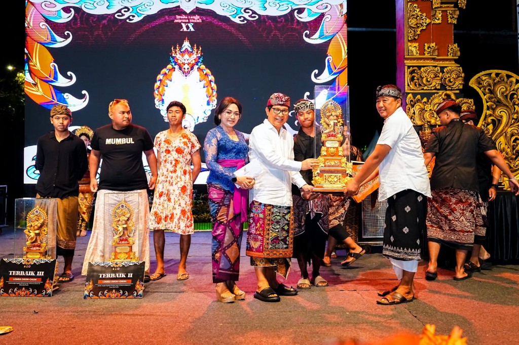 Dresta Lango dan Dharma Shanti XX: Bupati Adi Arnawa Tegaskan Tradisi sebagai Kekuatan Ekonomi