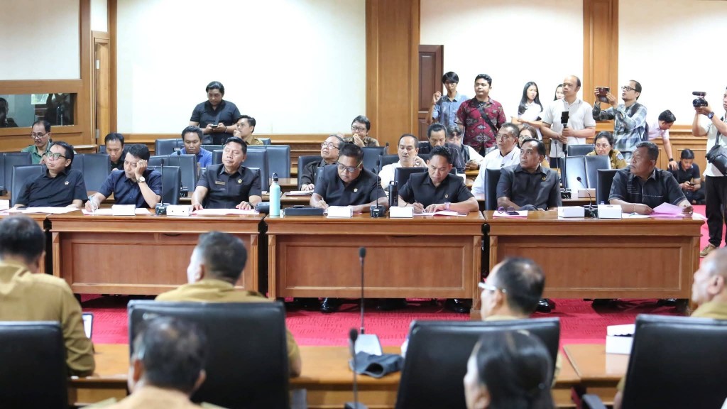 PSEL, Pilah Sampah Komisi II DPRD Badung Gelar Raker Bersama DLHK