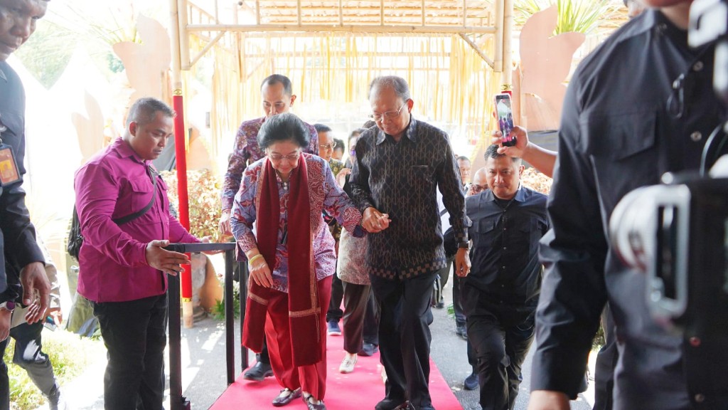 Dampingi Presiden Kelima RI, Gubernur Koster Kawal Lompatan HKI Bali, Dorong Perlindungan Karya dan Martabat Budaya Pulau Dewata