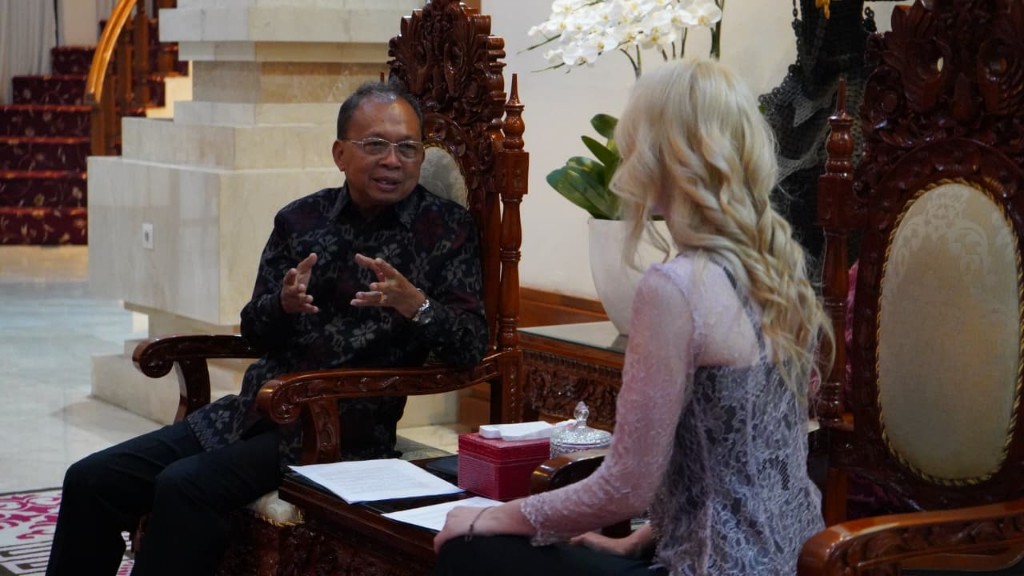 Kepada Media Internasional, Gubernur Koster Ajak Dunia Jaga Pariwisata Bali Berbasis Budaya, Berkualitas dan Bermartabat