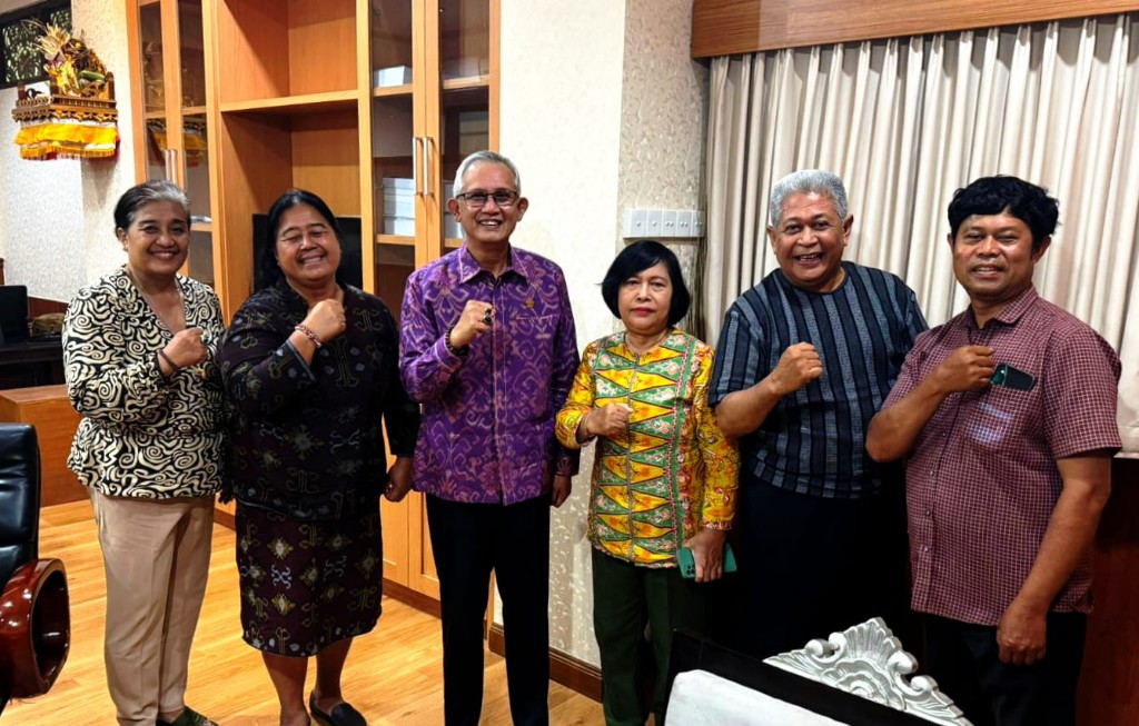 Dokumentasi dari - Bali Krisis Sampah, DPRD Bali dan Pakar Lingkungan Sepakat Bentuk Tim Khusus