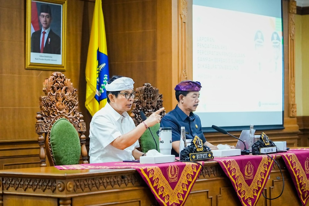 Pimpin Evaluasi Pengelolaan Sampah, Bupati Badung Dorong Percepatan ASPER PSBS