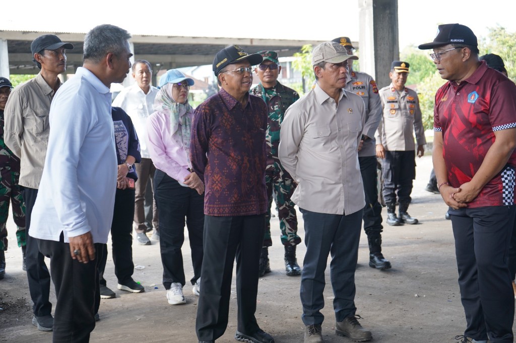 Gubernur Koster Dampingi Menteri LH Tinjau TPA Suwung, TPST Kertalangu, Tahura I dan II hingga TOSS Center Klungkung