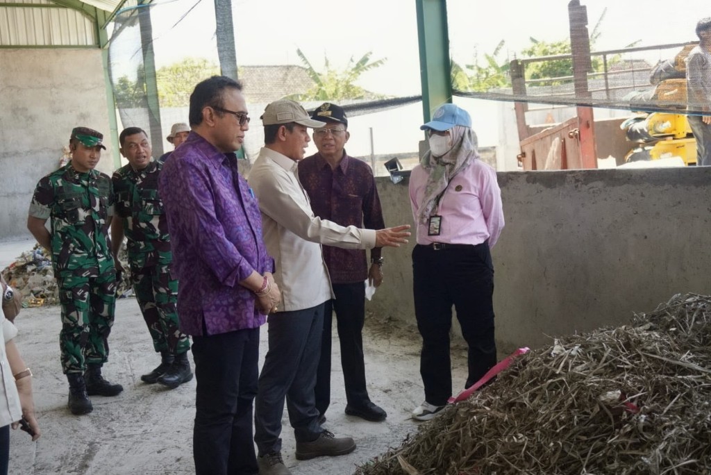 KLH Target Nasional 2026: Seluruh Praktik Open Dumping di Indonesia Dihentikan dan Percepatan Pemilahan Sampah