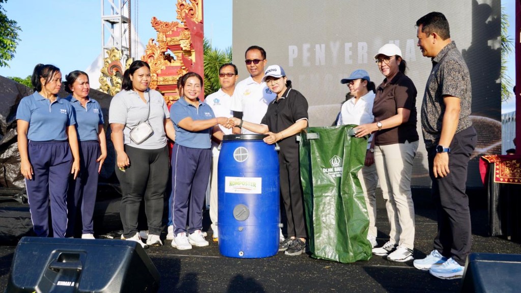 Gerakan Badung Peduli Sambangi Warga Disabilitas di Desa Kutuh