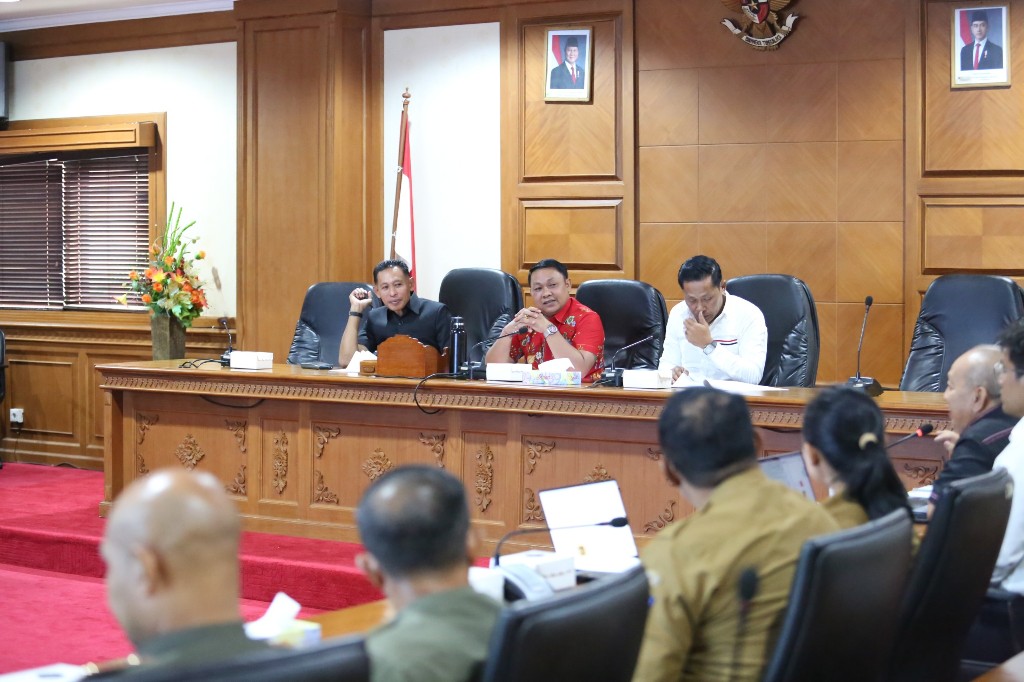 Pansus DPRD Badung Perdalam Ranperda Ormas, Integrasikan Nilai Lokal