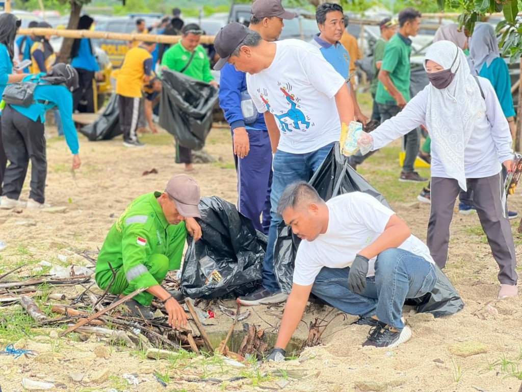 Dokumentasi dari - ITDC Perketat Patroli dan Kebersihan di Tanjung Aan, Wisatawan Dijamin Lebih Nyaman