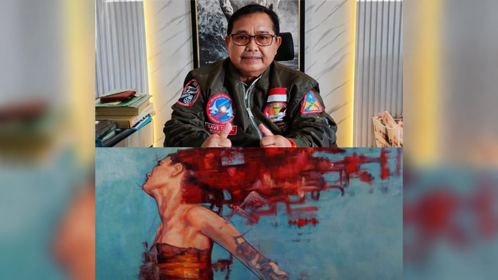 Dokumentasi dari - “Dokter Sekaligus Seniman: dr. Bagus Pamerkan ‘Goresan Kartini’ di Living World Denpasar”