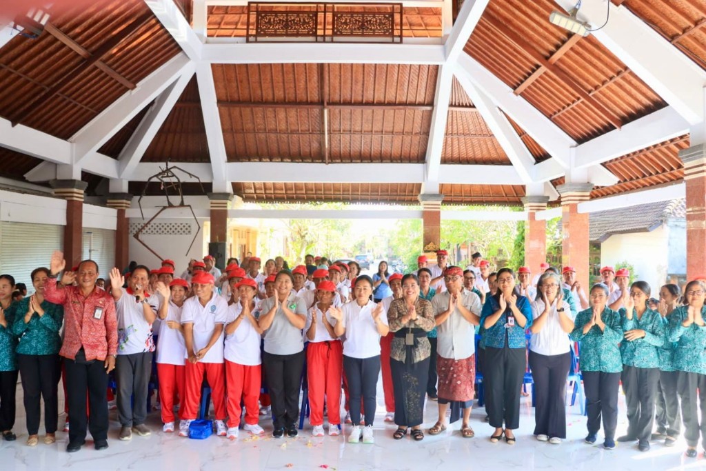 Ny. Antari Jaya Negara Dorong Keberlanjutan Layanan Berbasis Masyarakat