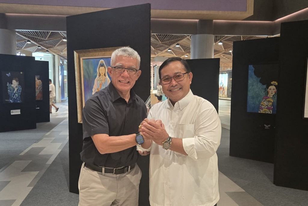 Pameran Lukisan Dokter Bagus Dikunjungi Oscar Primadi