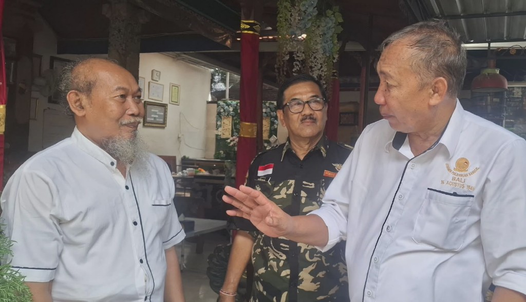 Mantan Menwa Ugrasena Terima Tokoh Gugus Kebangsaan