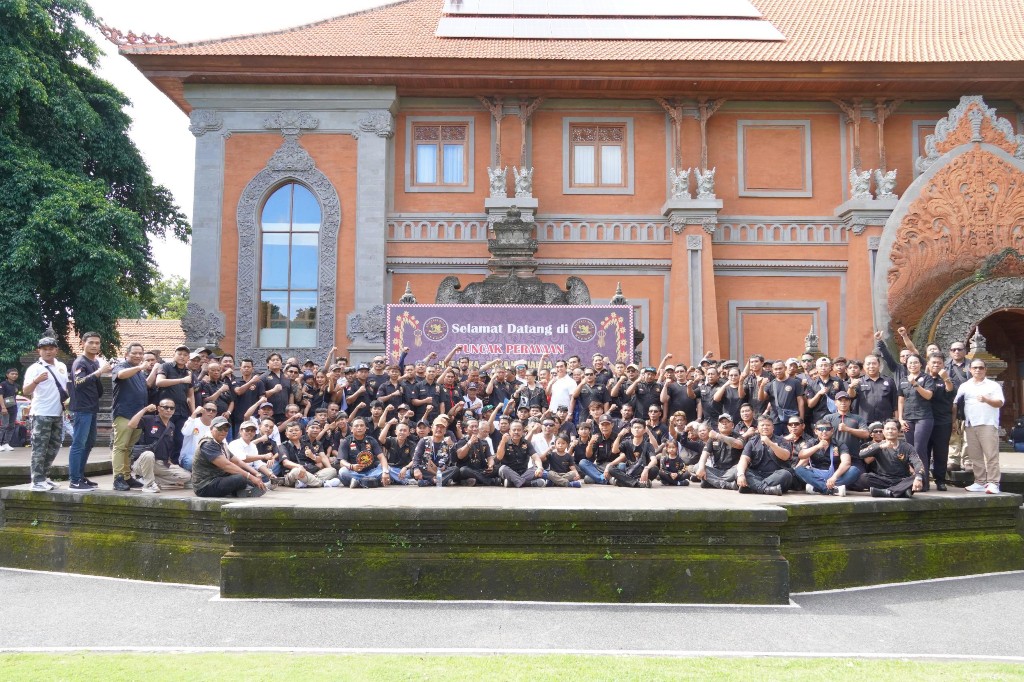 Putri Koster Pesankan "Tetap Jaga Solidaritas Mendukung Pembangunan Bali"