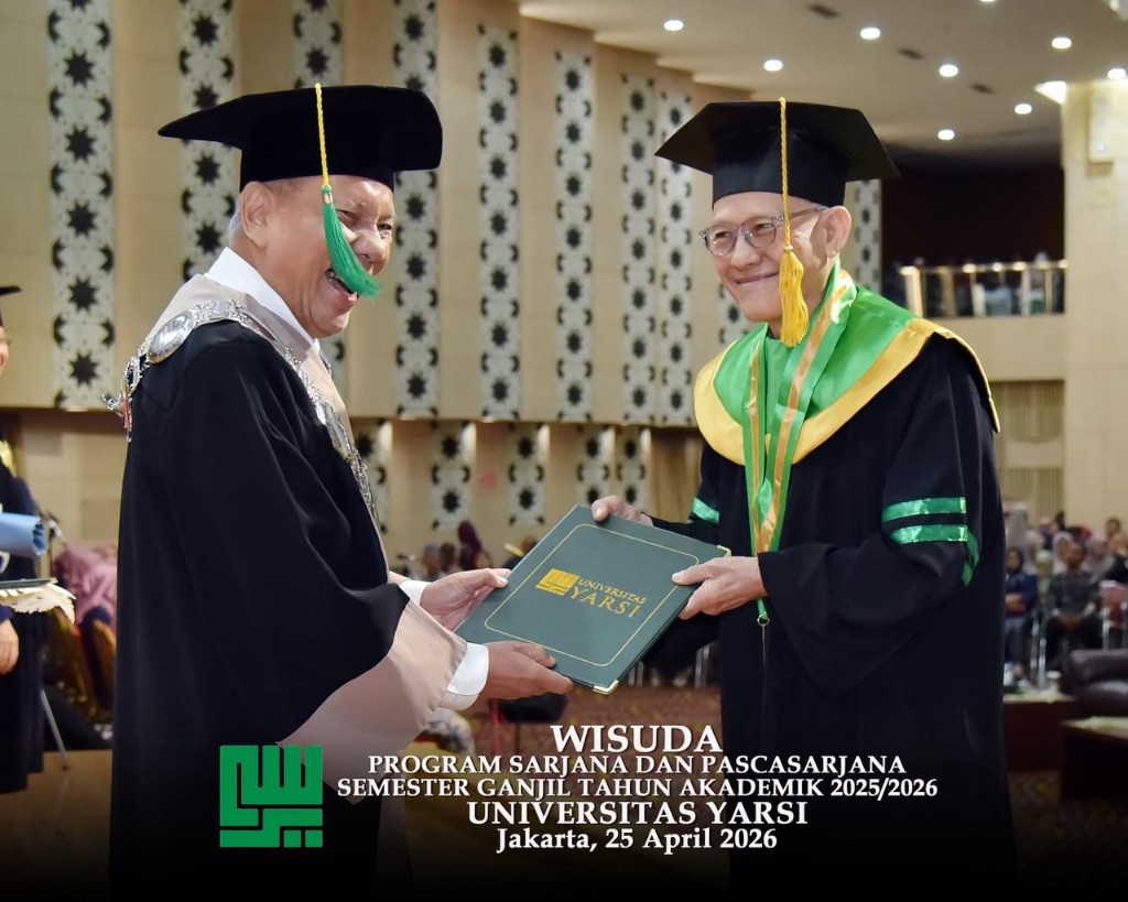 Lulus Magister di Usia 70 Tahun