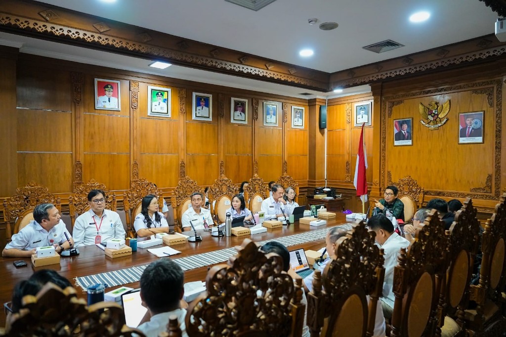 Bupati Badung Evaluasi Mantap Nak Badung, Fokus Pelayanan Kesehatan Hingga Gang-Gang Warga