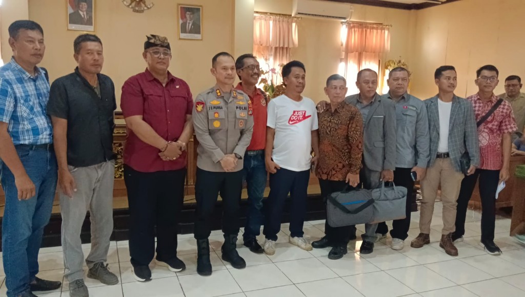 Forkom Nasabah LPD Mambal Tunda Demo 1 Mei, Fokus Tunggu Parum Agung Desa Adat