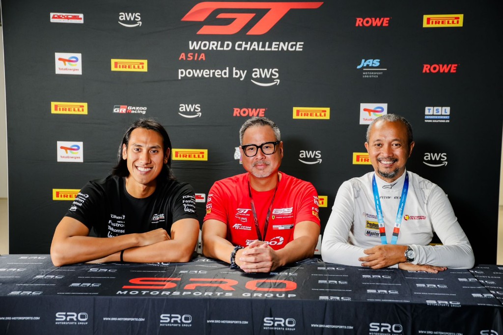 Sean Gelael Incar Kemenangan, Persaingan Sengit Warnai GT World Challenge Asia di Mandalika International Circuit, Fitra Eri Tampil di Subaru BRZ Super Series