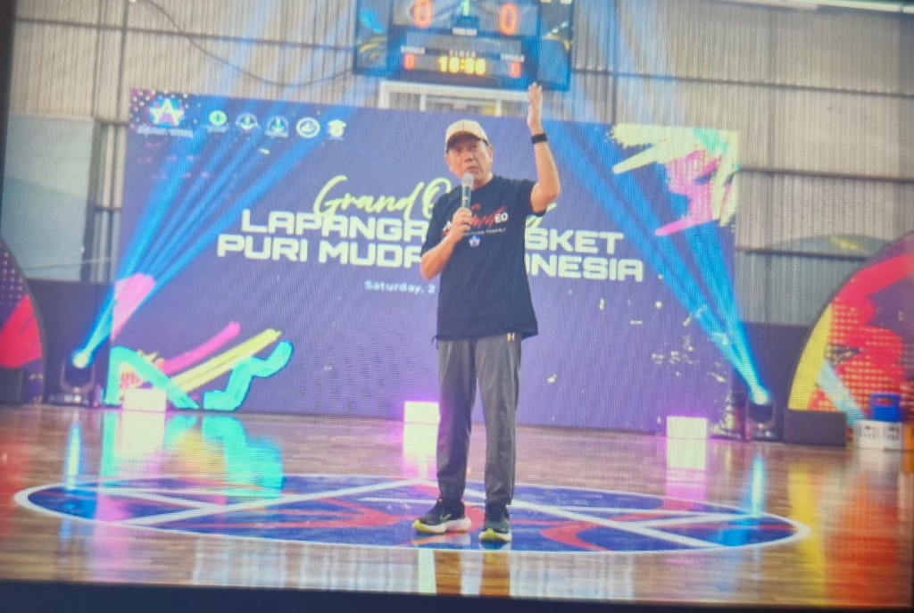 Basket di akhir Pekan, Muda dan Lansia