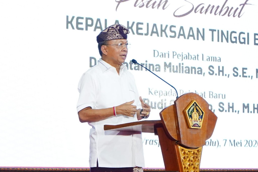 Pisah Sambut Kajati Bali, Gubernur Koster Komitmen Pererat Sinergi Kawal Pembangunan dan Penegakan Hukum