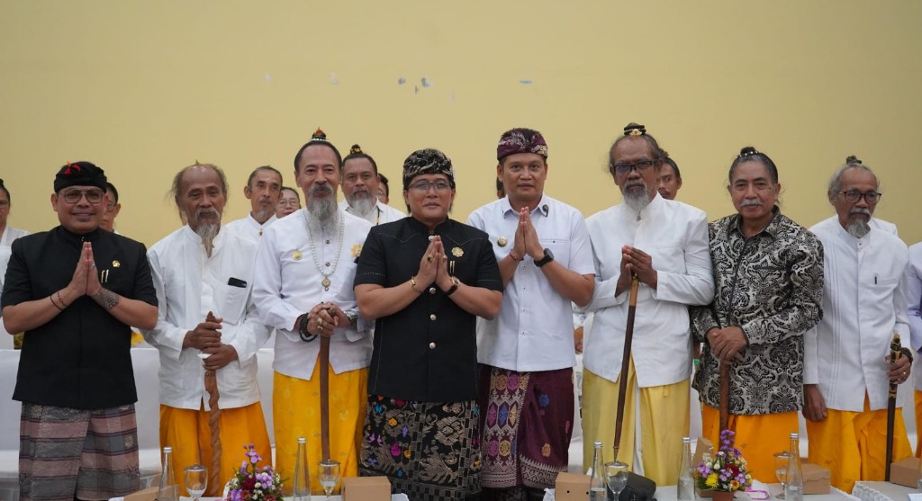 Wagub Giri Prasta Tekankan Persatuan Semeton Pasek untuk Pelestarian Adat, Budaya, dan Penguatan SDM