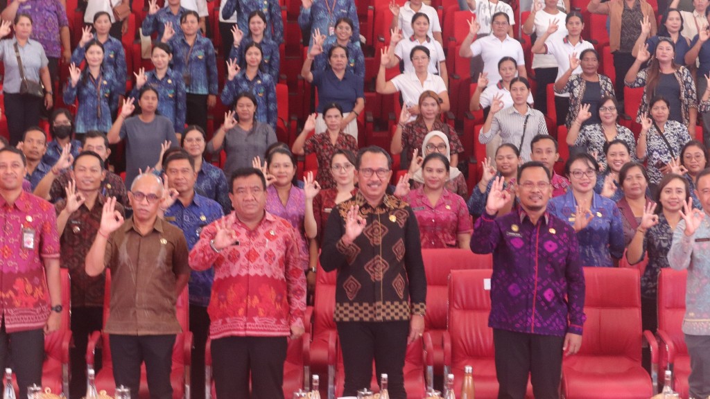 Sekda Buleleng, Gede  Suyasa Tegaskan Validasi Data Perlinsos untuk Pastikan Bansos Tepat Sasaran