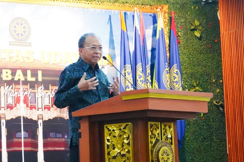Gubernur Koster Promosi Garam Tradisional Bali di Depan Akademisi Perikanan dan Kelautan se Indonesia