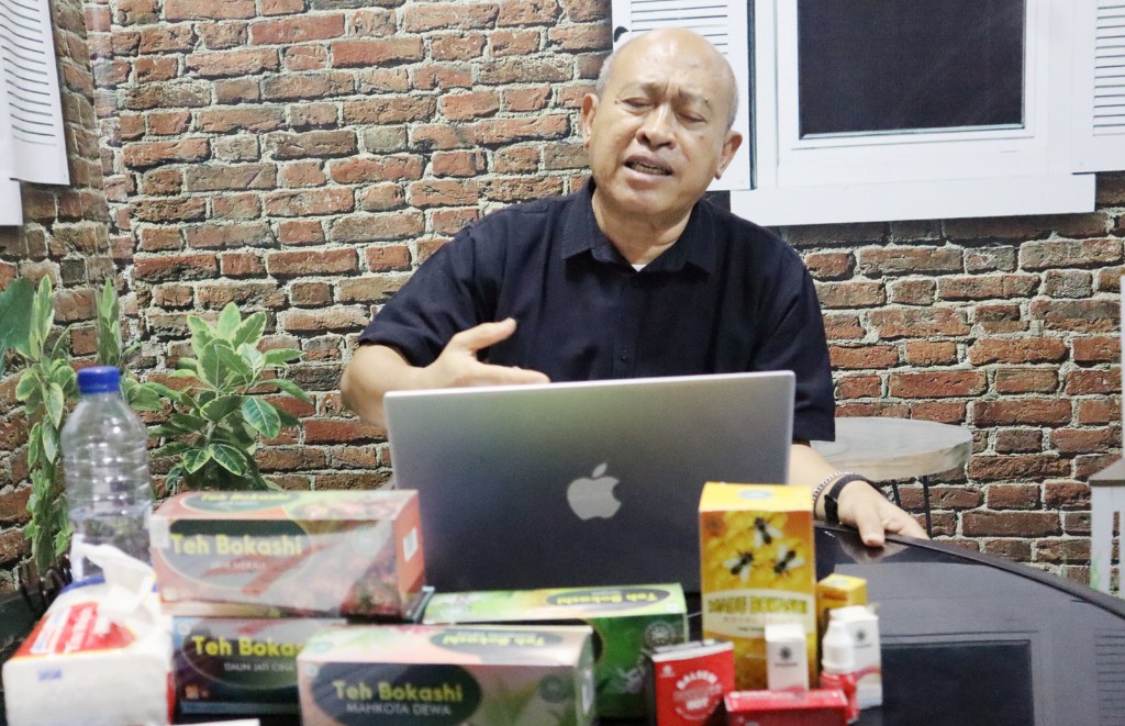 Pak Oles Ungkap Manfaat Mudra untuk Kesehatan Fisik dan Mental