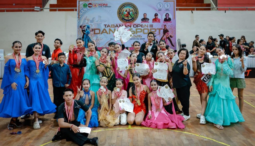 Dokumentasi dari - Raih 42 Medali, 16 Emas, Kontingen Dancesport Buleleng Dominasi Tabanan Open III 2026