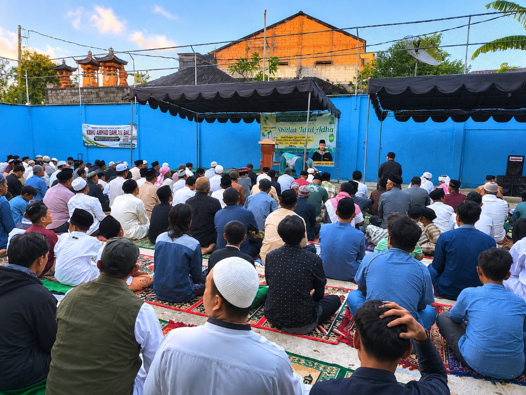 Ratusan Hewan Kurban Disalurkan di Bali, Mushola Ahmad Dahlan Ikut Berbagi