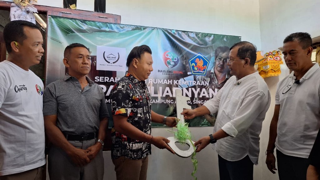 Rumah Layak untuk Pak Juli: Gotong Royong Bulan Bung Karno Wujudkan Kesejahteraan Warga Buleleng