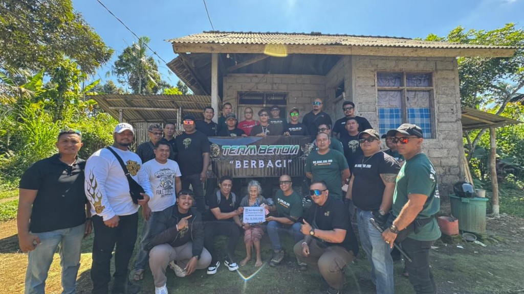 Club Motor FRB (Fun Rider Bali ) dan Team Beton Salurkan Bantuan untuk Lansia Kurang Mampu di Bangli