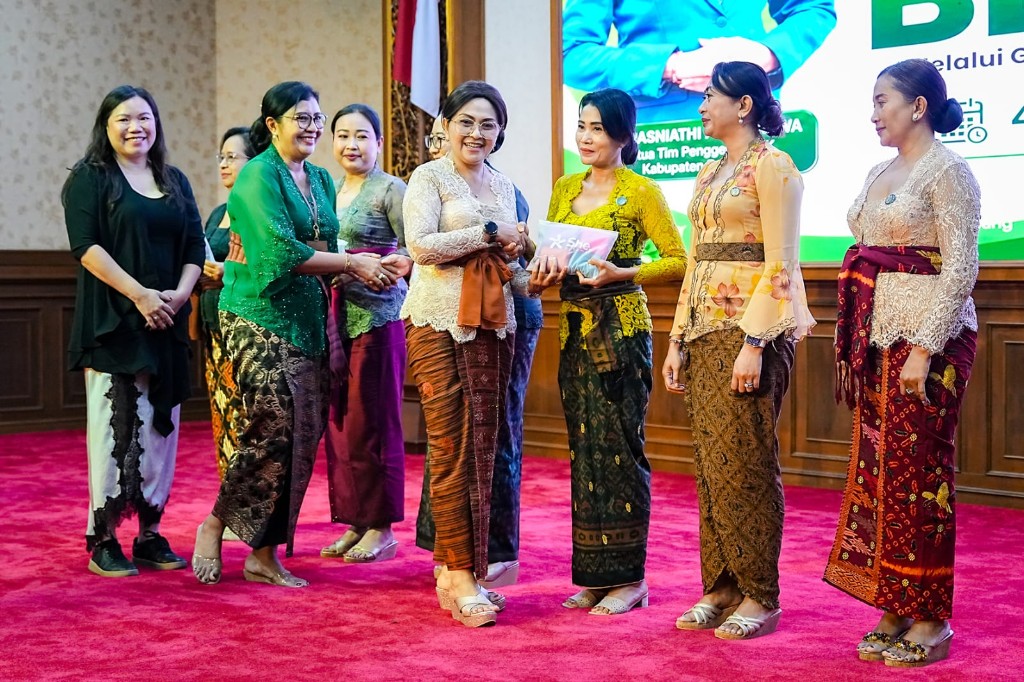 TP. PKK Sosialisasikan Badung Peduli Residu dan Optimalisasi Bank Sampah Mangu Srikandi