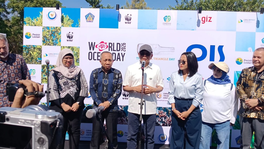 WWF Indonesia - KKP Gaungkan Aksi Nyata Kurangi Sampah Plastik ke Laut