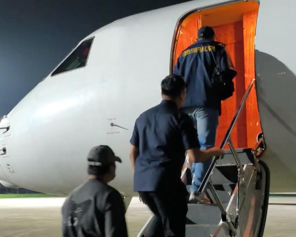 Dokumentasi dari - Imigrasi Ngurah Rai, Bareskrim Polri dan Bea Cukai Gagalkan Keberangkatan WNA Buronan Interpol diguga Penyelundup Narkotika yang Gunakan Identitas Palsu