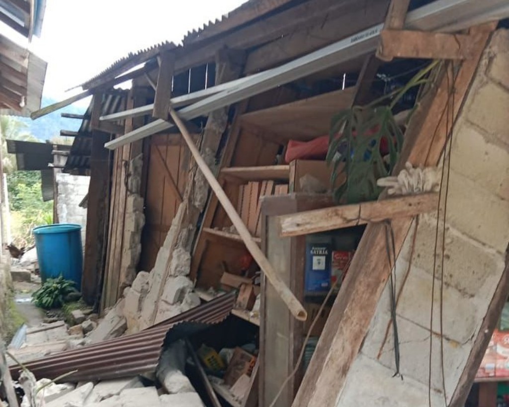 Dokumentasi dari - Gempa Bumi Magnitudo 6,7 Guncang Sulawesi Tengah, BPBD Lakukan Pendataan Dampak dan Kerusakan