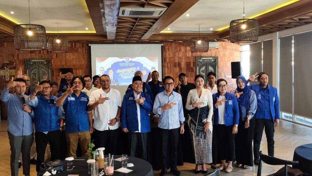 Sasar Pileg 2029, Sekjen DPP PAN Eko Patrio Bakar Semangat Kader di Bali untuk "Pecah Telur"