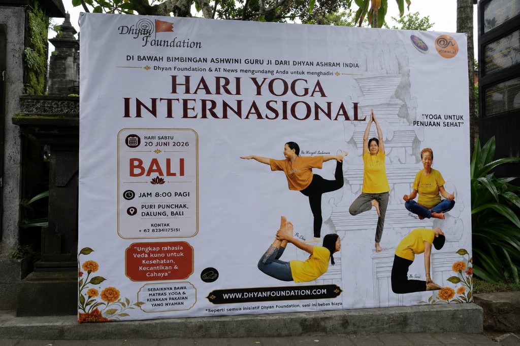 Sambut Hari Yoga Internasional, DHD 45 Bali dan Monumen Perjuangan Bangsal Semarakkan Yoga Massal di Puri Punchak
