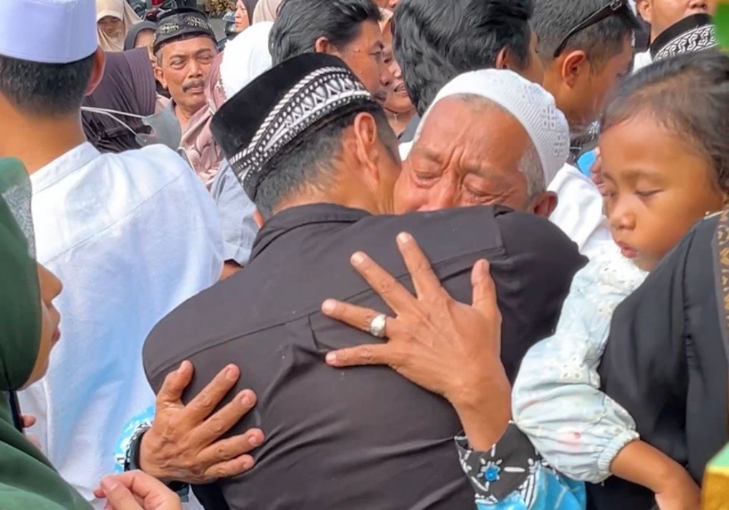 Suasana Bahagia Sambut Kedatangan Jemaah Haji Jembrana
