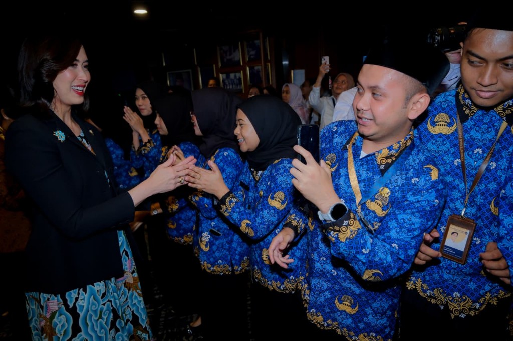 Menpar Widiyanti Lantik 347 ASN, Perkuat Kelembagaan dan Dorong Inovasi Pariwisata