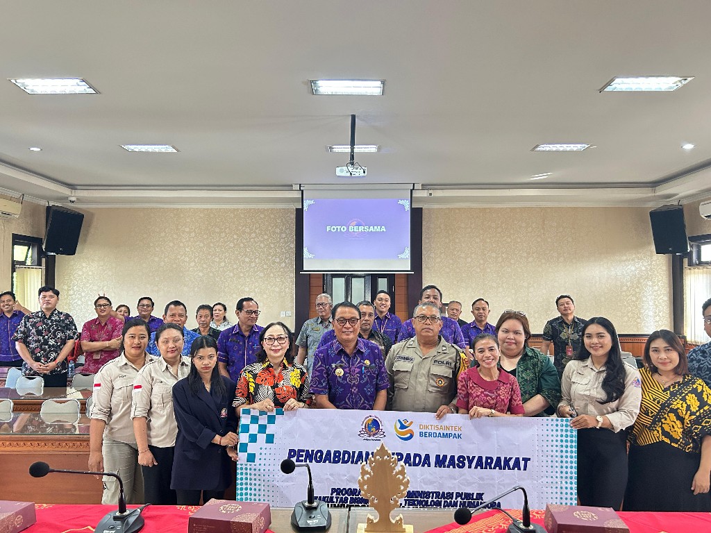 Tingkatkan Kualitas Pariwisata, UNBI Dorong Wirausaha Muda Desa Abiansemal Melek Literasi Digital