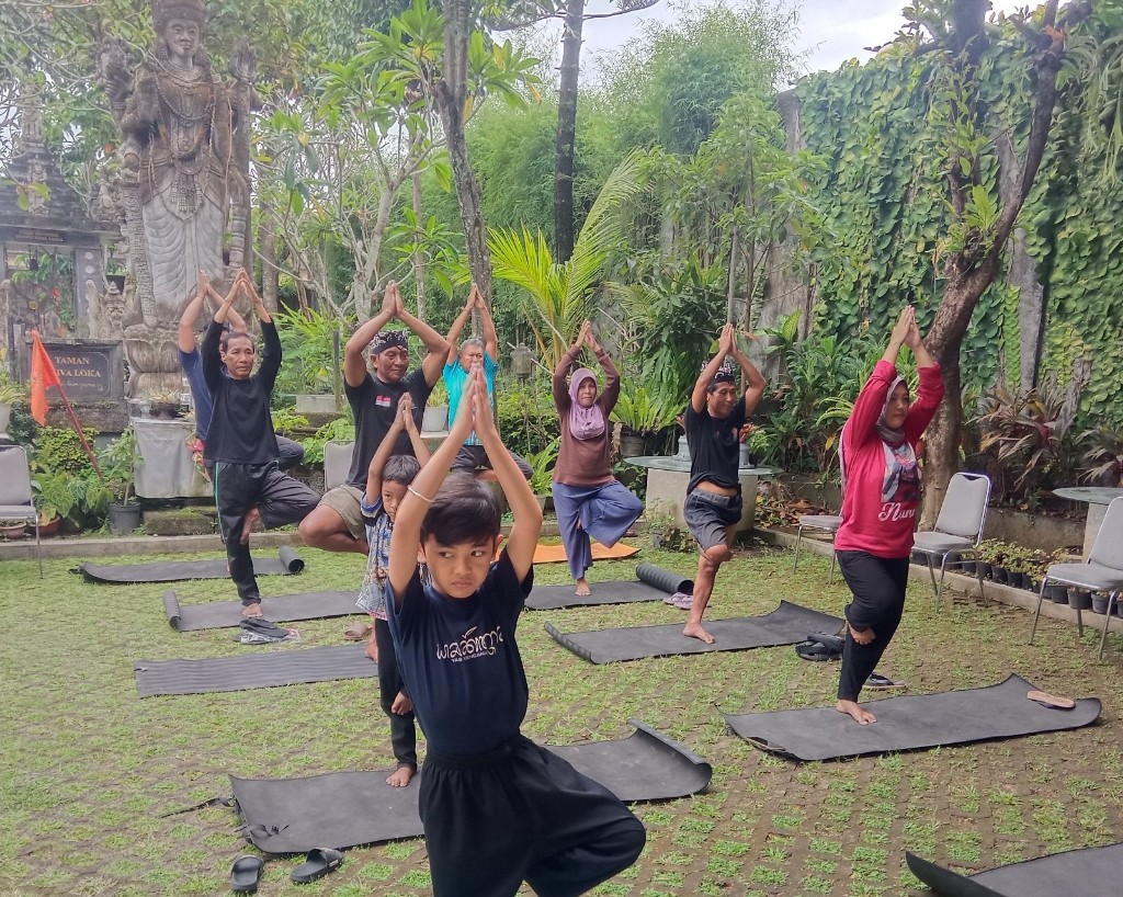 Perayaan Hari Yoga Internasional Dhyan Foundation di Indonesia Menampilkan Esensi Sejati Yoga