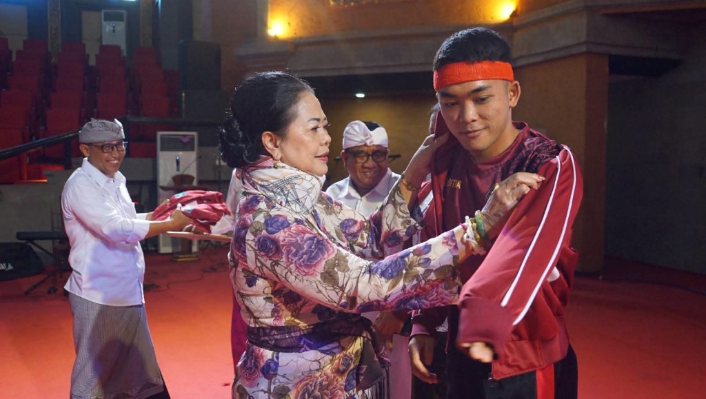 Dokumentasi dari - Puluhan Peserta Lomba Serangkaian HKG PKK 2026 Dilepas Ketua TP PKK Buleleng