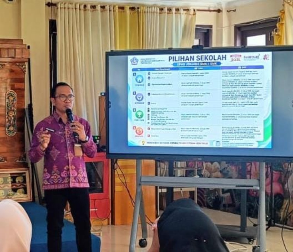 Pendaftaran SPMB Tahap II SMA/SMK Negeri di Bali Diserbu Ribuan Pendaftar, Jalur Domisili Jadi Tumpuan