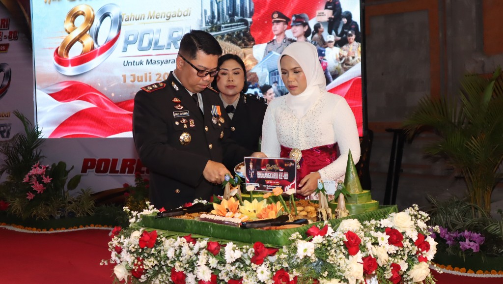 Dokumentasi dari - Hari Bhayangkara ke-80, Kapolres Buleleng Bertekad Beri Pelayanan Terbaik Untuk Masyarakat