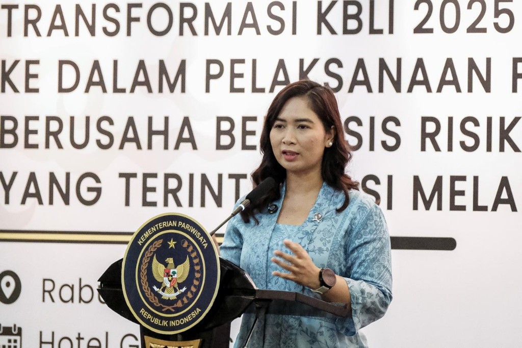 Wamenpar Dorong Transformasi KBLI 2025, Perizinan Pariwisata Makin Mudah