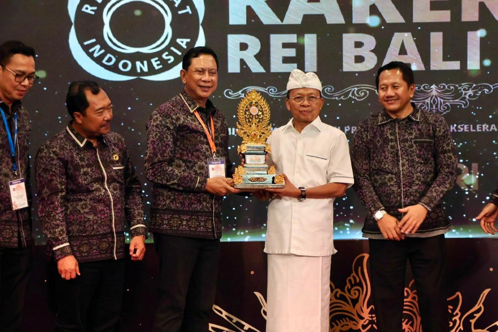 Dokumentasi dari - Buka Rakerda REI, Gubernur Koster Ajak Developer Perumahan Bangun Hunian Bali Hemat Lahan