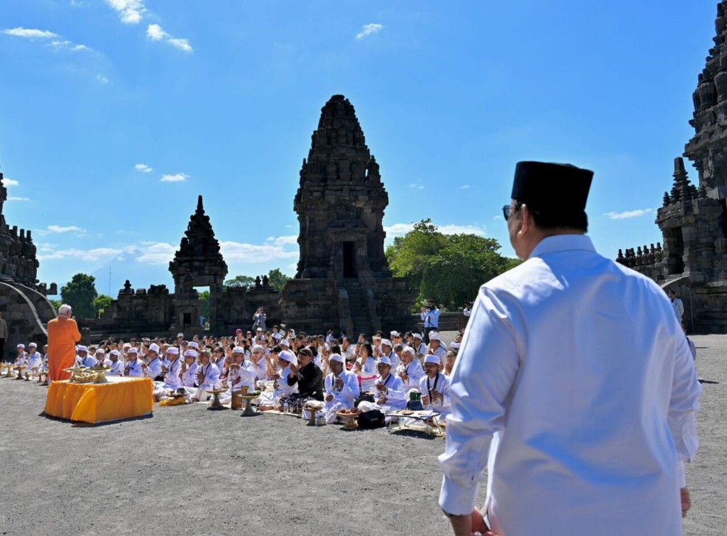 Narendra Modi, Prabowo, and Prambanan Temple