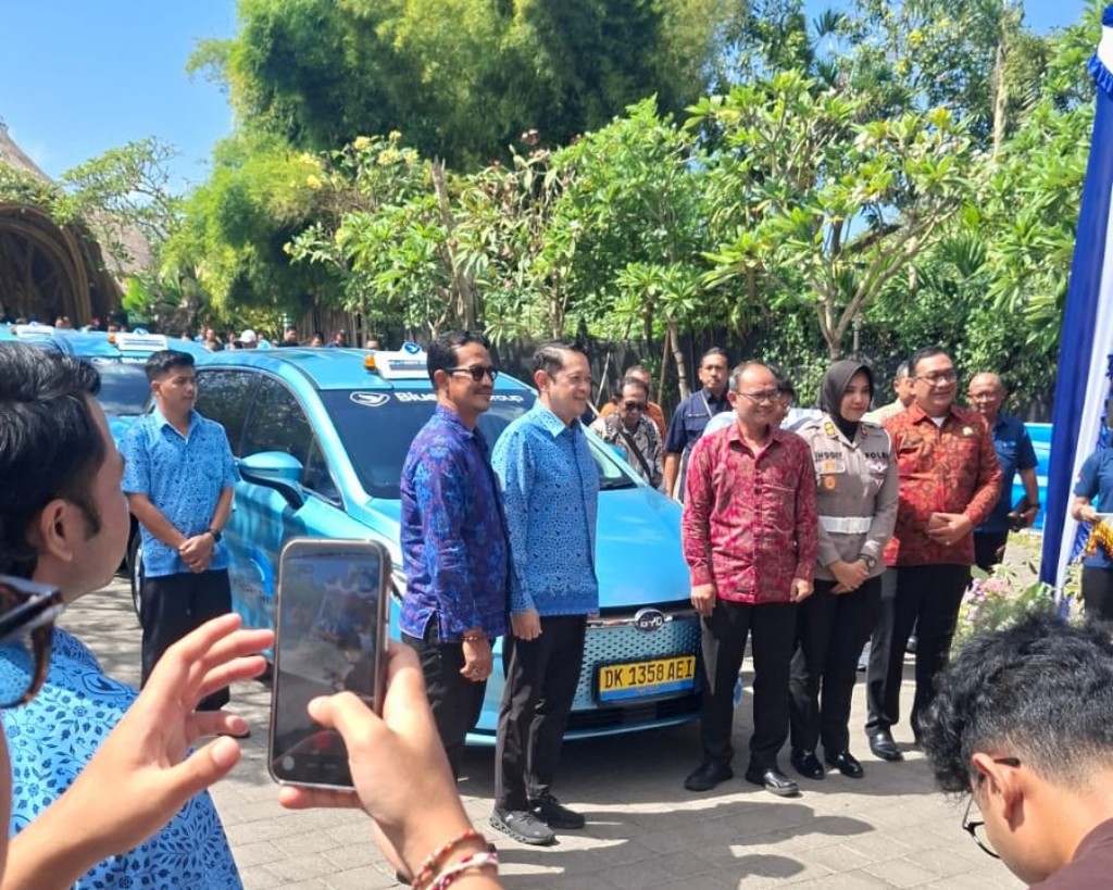 Tiga Dekade; Bluebird dan Koptax Ngurah Rai Bali Perkuat Mobilitas melalui Kolaborasi Ekosistem Lokal