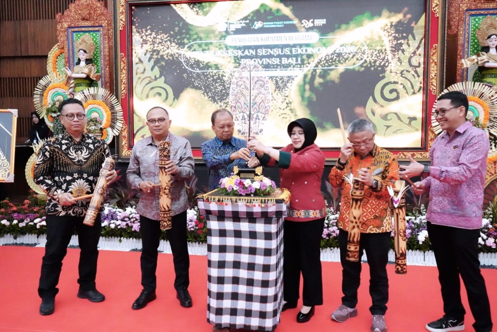 Dukung Sensus Ekonomi, Gubernur Wayan Koster Wajibkan Data sebagai Landasan Menyusun Perencanaan Pembangunan Bali ke Depan