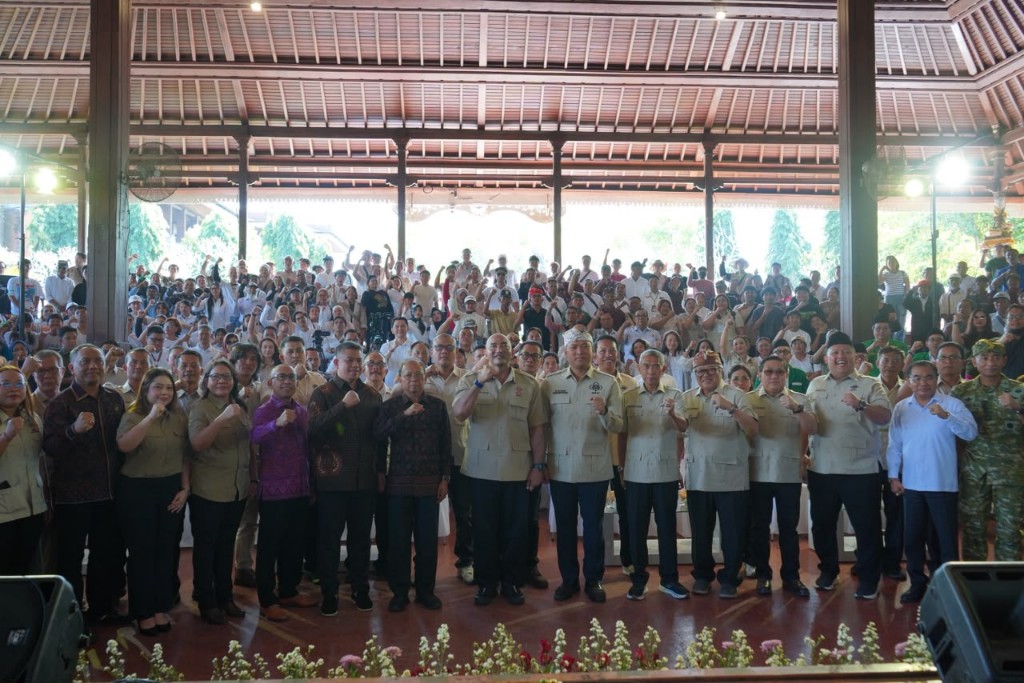 Disel Astawa Ajak Masyarakat Kawal Program Swamsembada Pangan, Presiden Prabowo Lanjutkan MBG